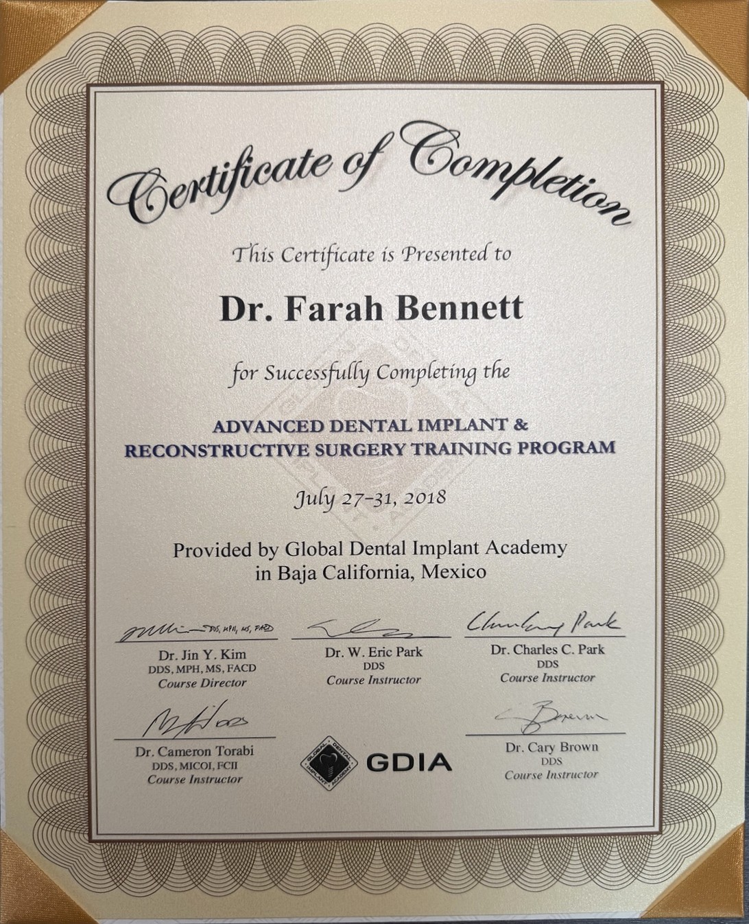 Dr. Farah Bennett advanced dental implant and reconstructive surgery training certificate